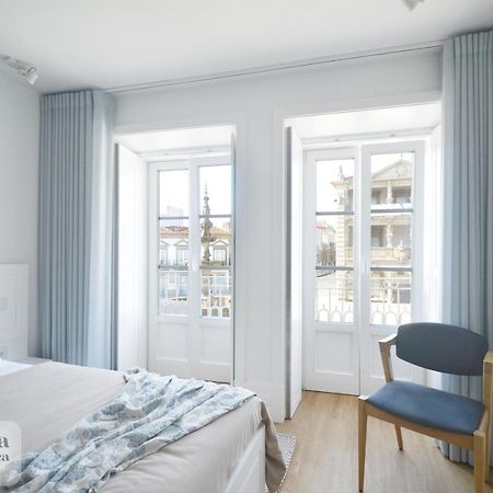 A Botoeira Da Praca Guest House Виана до Кастело Екстериор снимка