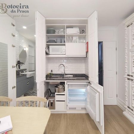 A Botoeira Da Praca Guest House Виана до Кастело Екстериор снимка