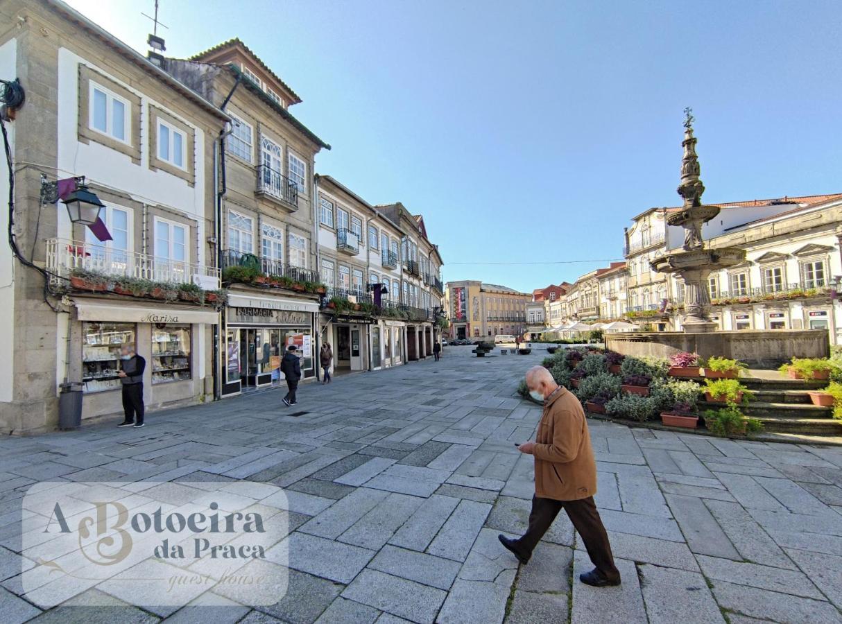 A Botoeira Da Praca Guest House Виана до Кастело Екстериор снимка