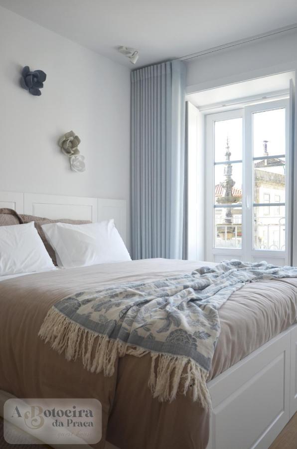 A Botoeira Da Praca Guest House Виана до Кастело Екстериор снимка