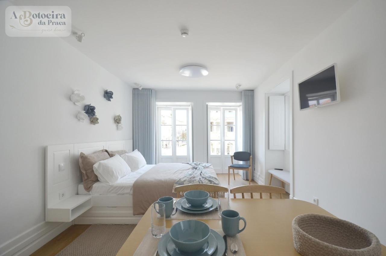 A Botoeira Da Praca Guest House Виана до Кастело Екстериор снимка