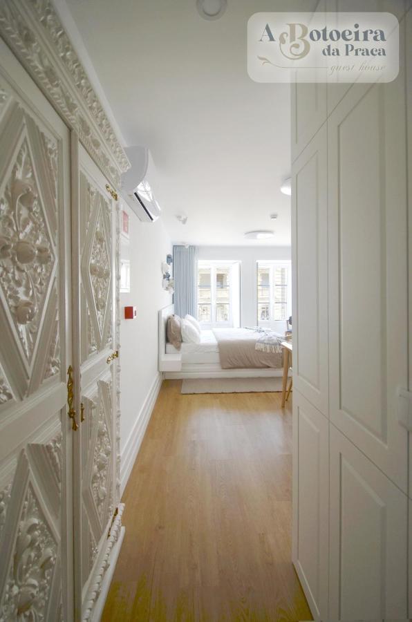 A Botoeira Da Praca Guest House Виана до Кастело Екстериор снимка