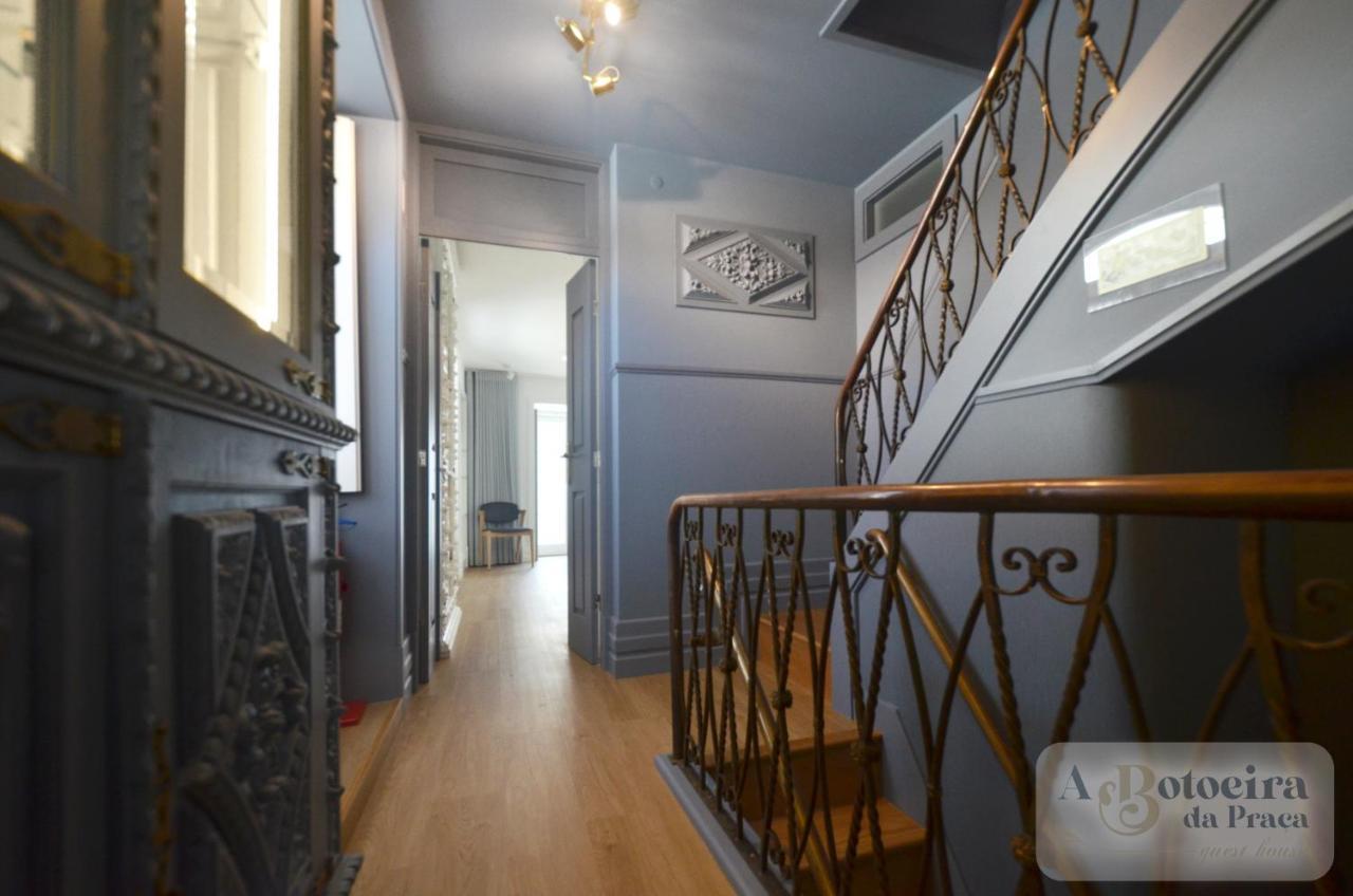 A Botoeira Da Praca Guest House Виана до Кастело Екстериор снимка
