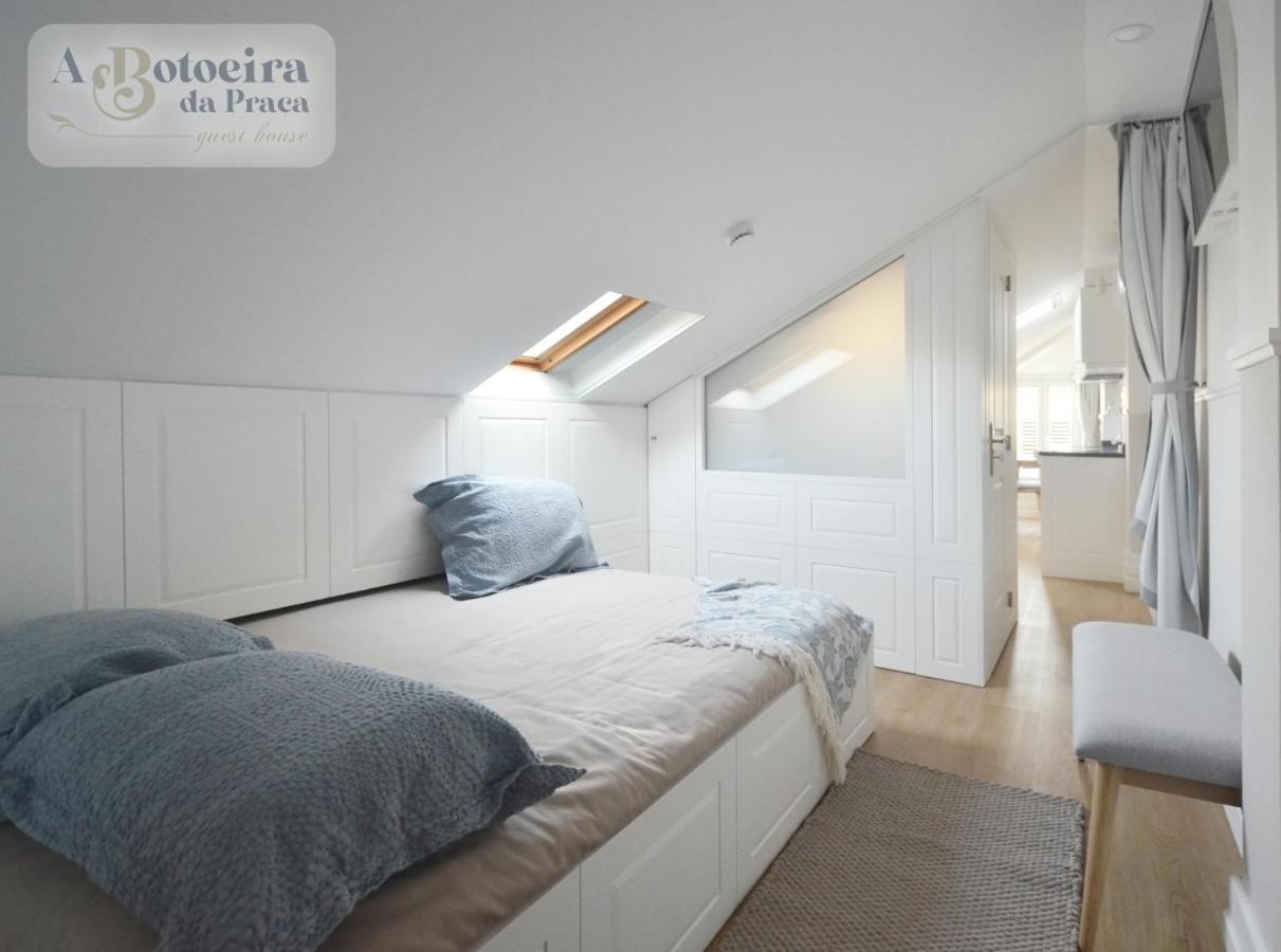 A Botoeira Da Praca Guest House Виана до Кастело Екстериор снимка