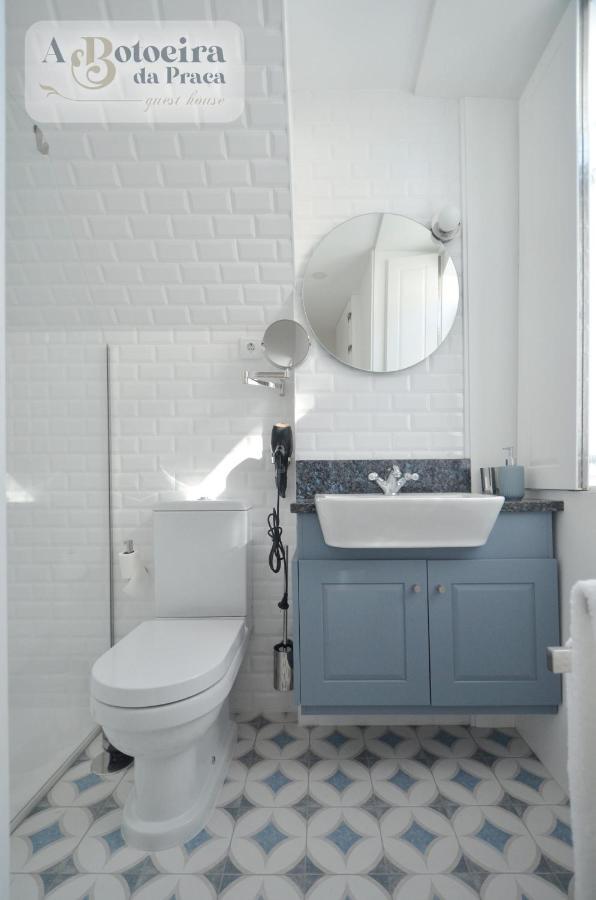 A Botoeira Da Praca Guest House Виана до Кастело Екстериор снимка