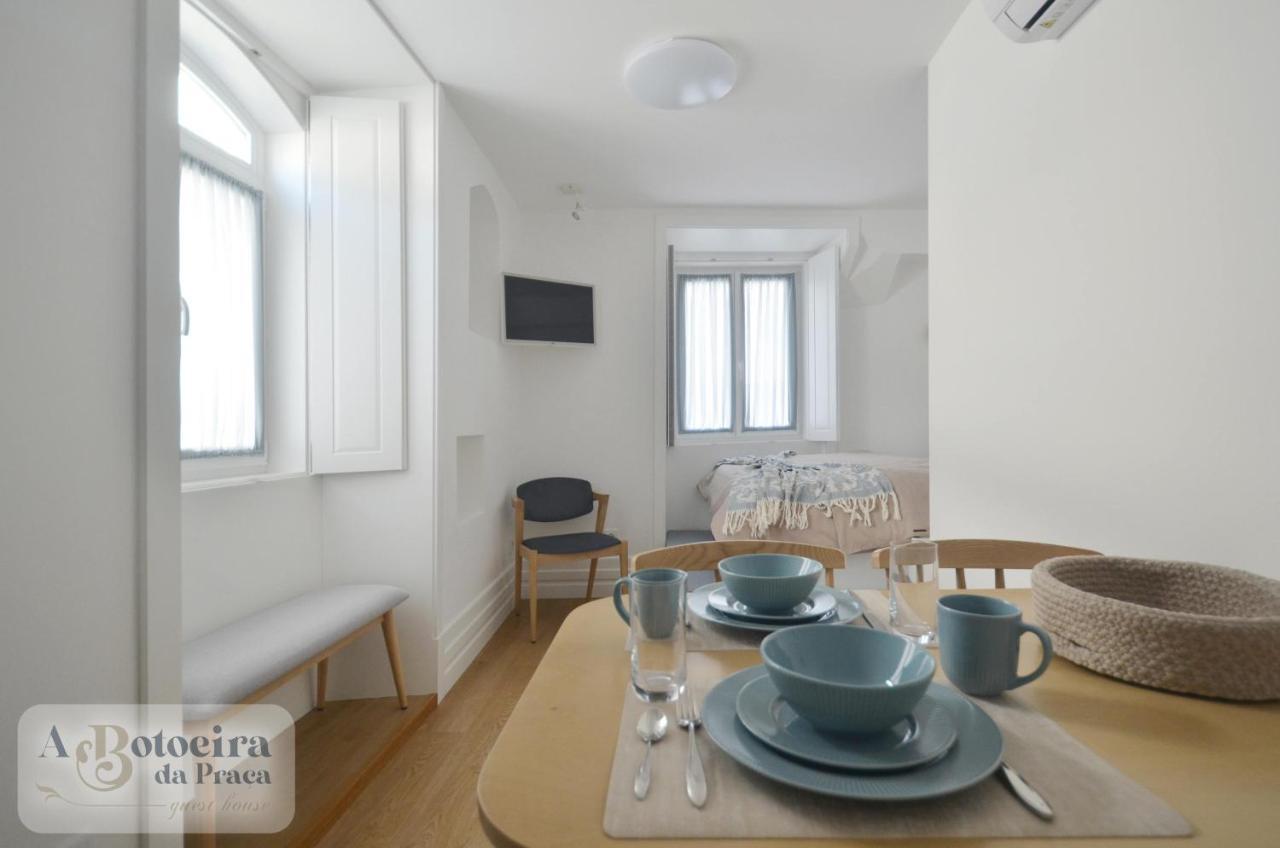 A Botoeira Da Praca Guest House Виана до Кастело Екстериор снимка